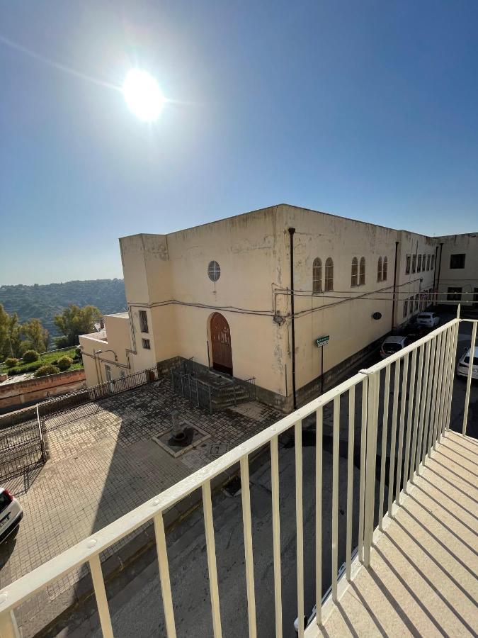 Hotel Casa Crispi Noto Exterior foto